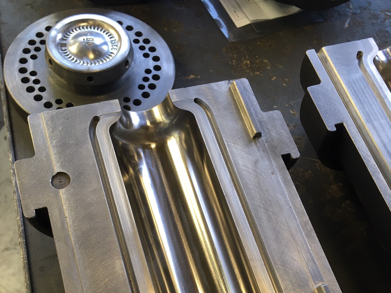 Technical Article on Glass Moulds within the Glass Packaging Production